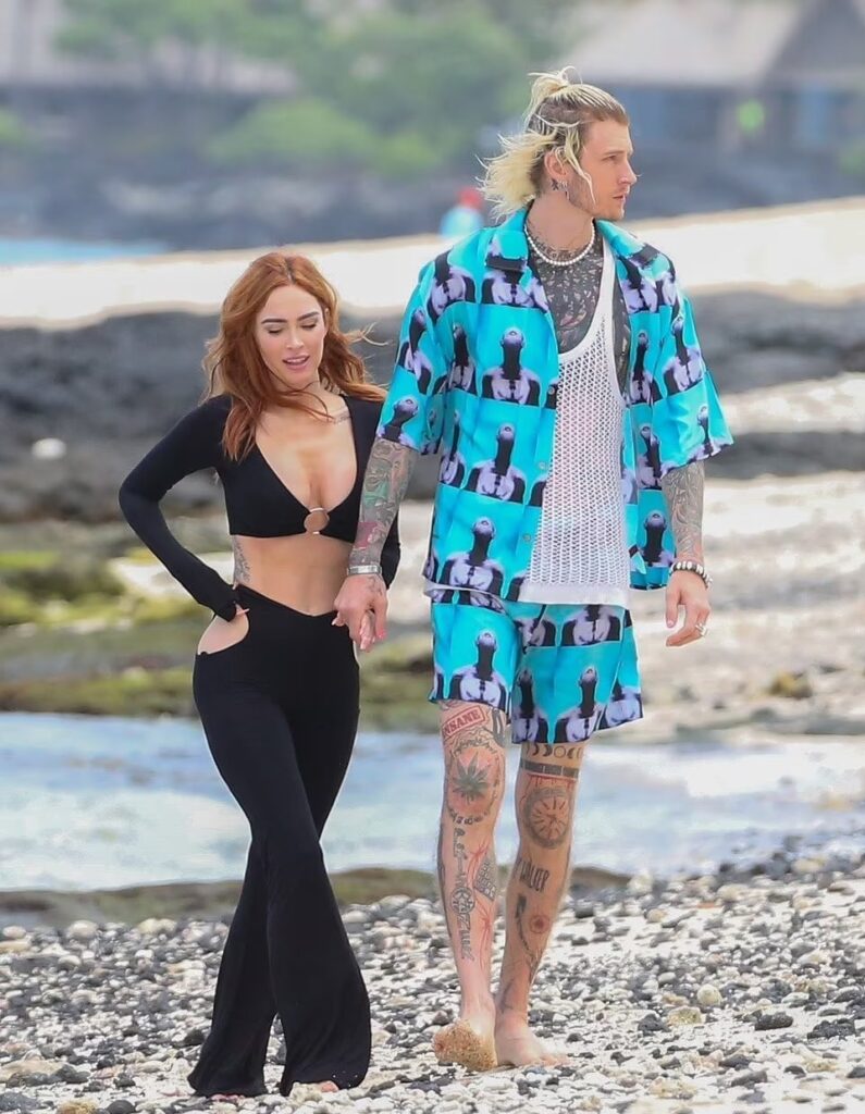 Tepergok Liburan Bareng di Hawaii, Machine Gun Kelly dan Megan Fox Balikan? 
