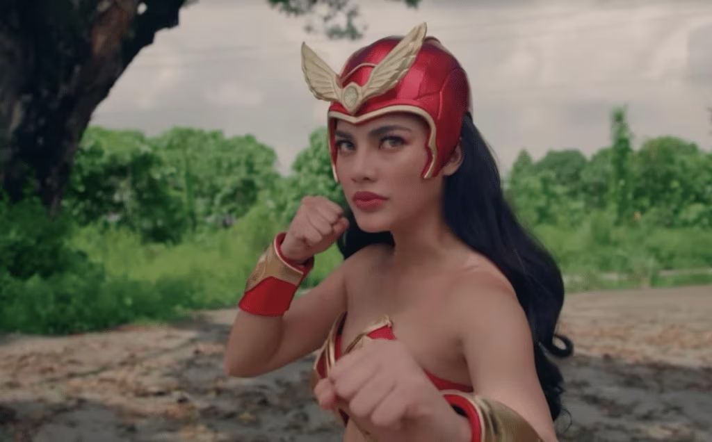 Mendunia! Kostum Superhero Darna Hadir di Ajang Miss Universe