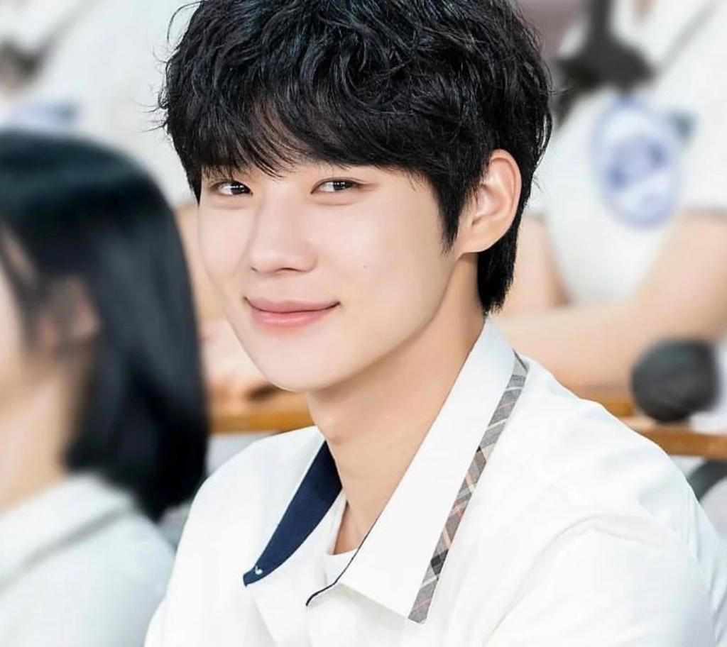 moon sang min